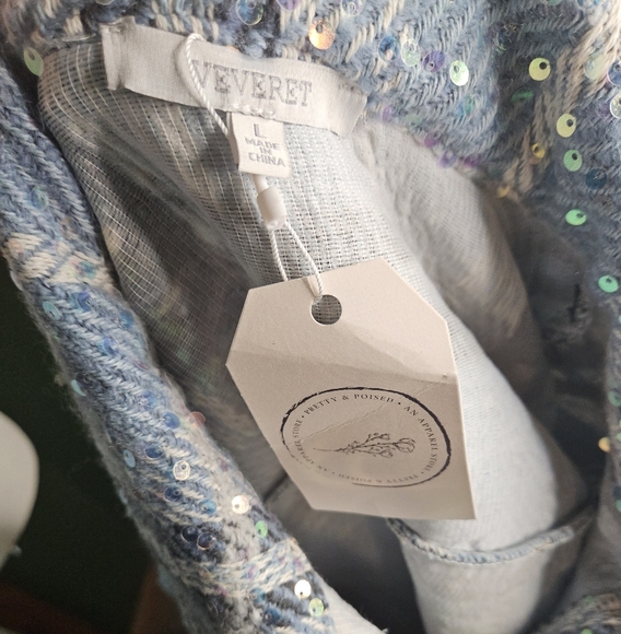 Womens Shacket Size Large - Picture 9 of 9